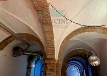 Foto 13 - Commercial Premises MURA OCCIDENTALI
 
66, Jesi - photo 13