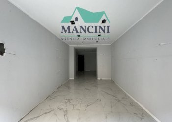 Foto 2 - Commercial Activity MATTEOTTI
 
60, Jesi - photo 2