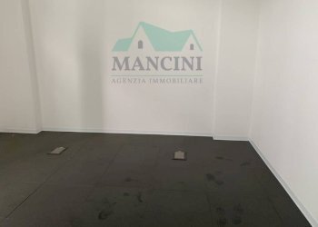 Foto 4 - Commercial Premises DON MINZONI
 
30, Jesi - photo 4