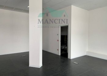Foto 5 - Commercial Premises DON MINZONI
 
30, Jesi - photo 5