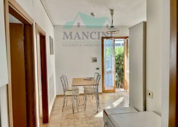 Foto 1 - Villa a Schiera URBINO
 
5, Numana - foto 1