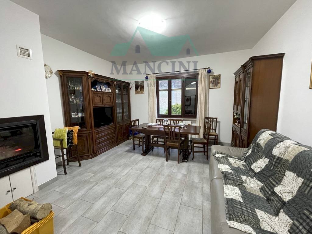 Foto 2 - Independent house CONTRADA FORCHIUSA
 
1, Serra San Quirico - photo 2