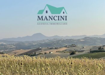 Foto 2 - Terreno edificabile STATALE 17
 
18, San Marcello - foto 2