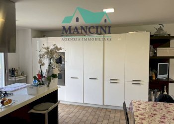 Foto 3 - Casa indipendente MAZZANGRUGNO
 
1, Jesi - foto 3