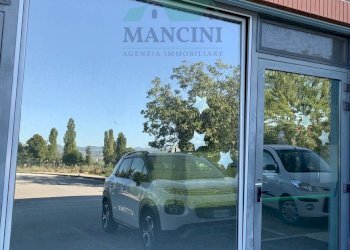 Foto 4 - Commercial Premises VALCHE
3, Jesi - photo 4