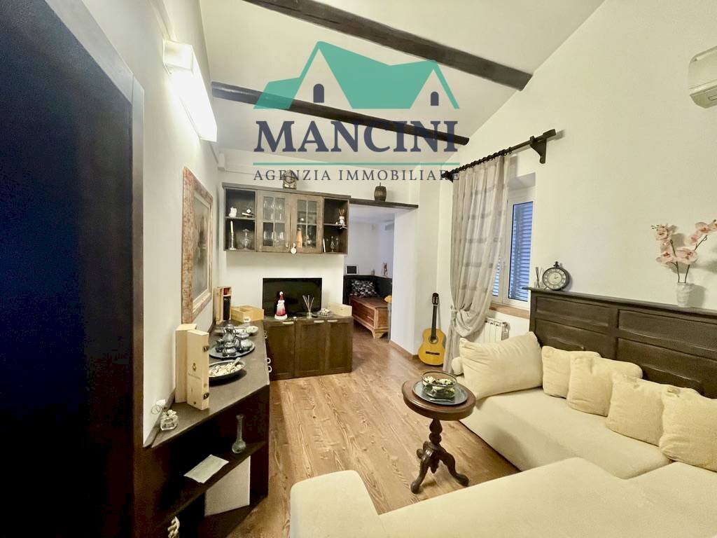 Foto 3 - Casa indipendente VIA MADONNA DEL SOLE
 
40, Castelbellino - foto 3