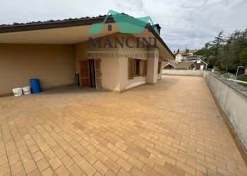 Foto 1 - Attico VIA LEONARDO DA VINCI
 
22, Monte Roberto - foto 1