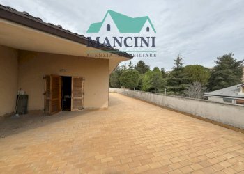 Foto 3 - Attico VIA LEONARDO DA VINCI
 
22, Monte Roberto - foto 3