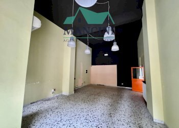 Foto 2 - Commercial Premises PAPA GIOVANNI  XXIII, Jesi - photo 2