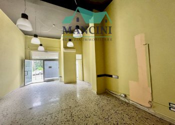 Foto 3 - Commercial Premises PAPA GIOVANNI  XXIII, Jesi - photo 3