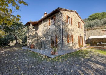 \nFoto 1\n - Rustico Parterre
 
3, Cortona - foto 1