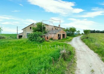 \nFoto 21\n - Rustico ciliano
 
10, Torrita di Siena - foto 20