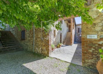 \nFoto 13\n - Rustico piazza matteotti
 
3, Castellina in Chianti - foto 13