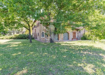 \nFoto 25\n - Rustico piazza matteotti
 
3, Castellina in Chianti - foto 25