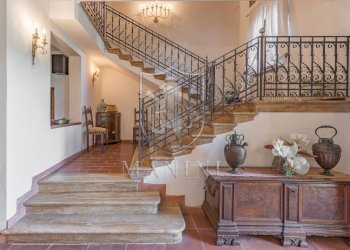 \nFoto 49\n - Rustico piazza matteotti
 
3, Castellina in Chianti - foto 49