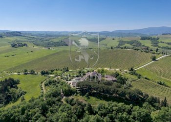 \nFoto 53\n - Rustico piazza matteotti
 
3, Castellina in Chianti - foto 53