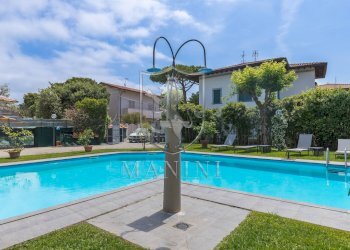 \nFoto 5\n - Villa viale della repubblica, Forte dei Marmi - foto 5