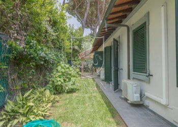 \nFoto 43\n - Villa viale della repubblica, Forte dei Marmi - foto 43