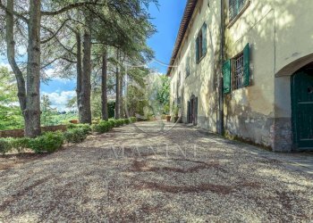 \nFoto 31\n - Castello Castelnuovo Berardenga, Radda in Chianti - foto 31