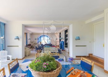 \nFoto 2\n - Villa case sparse
 
3, Monte Argentario - foto 2