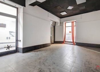 Foto 1 - Locale Commerciale Via Donadoni, Trieste - foto 1