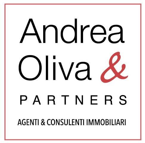 Foto 2 - Locale Commerciale via di cavana
 
15, Trieste - foto 2