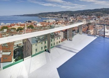 Foto 1 - Attic via Giustinelli
 
13, Trieste - photo 1