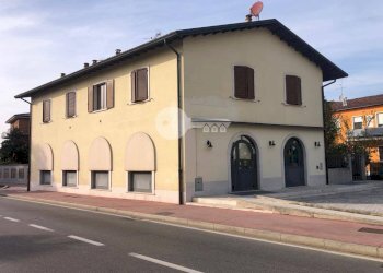 Foto 1 - Locale Commerciale VIA CIRCUITO SUD
 
47, Ghedi - foto 1