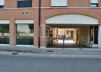 Foto 3 - Negozio via Angelo Mazzoldi
 
137, Montichiari - foto 3