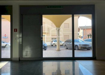 Foto 2 - Ufficio VIA IV NOVEMBRE
 
2, Ghedi - foto 2