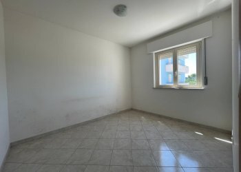 CAMERA 2 - Appartamento VIA VERDI
 
5, Montesilvano - foto 10