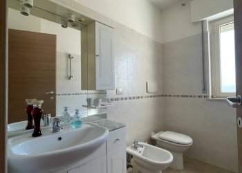 BAGNO - Appartamento VIA VERDI
 
5, Montesilvano - foto 12