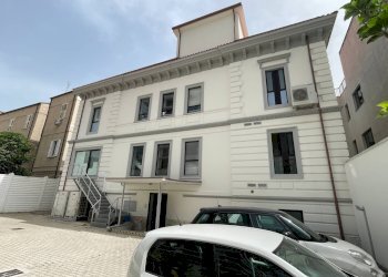 Foto 50 - Stabile - Palazzo Via Gabriele d'Annunzio
 
162, Pescara - foto 50