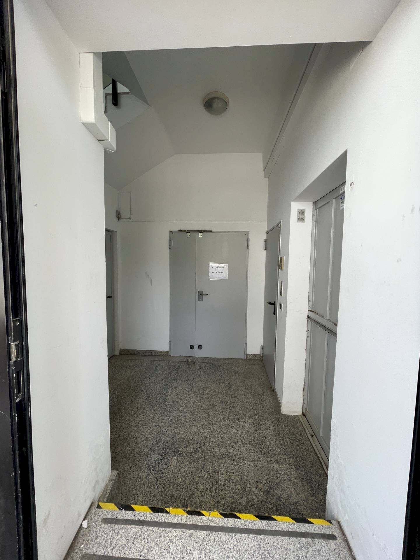 Foto 2 - Negozio Via Gabriele d'Annunzio
162, Pescara - foto 2