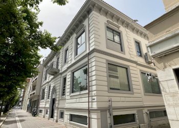 Foto 17 - Negozio Via Gabriele d'Annunzio
 
162, Pescara - foto 17