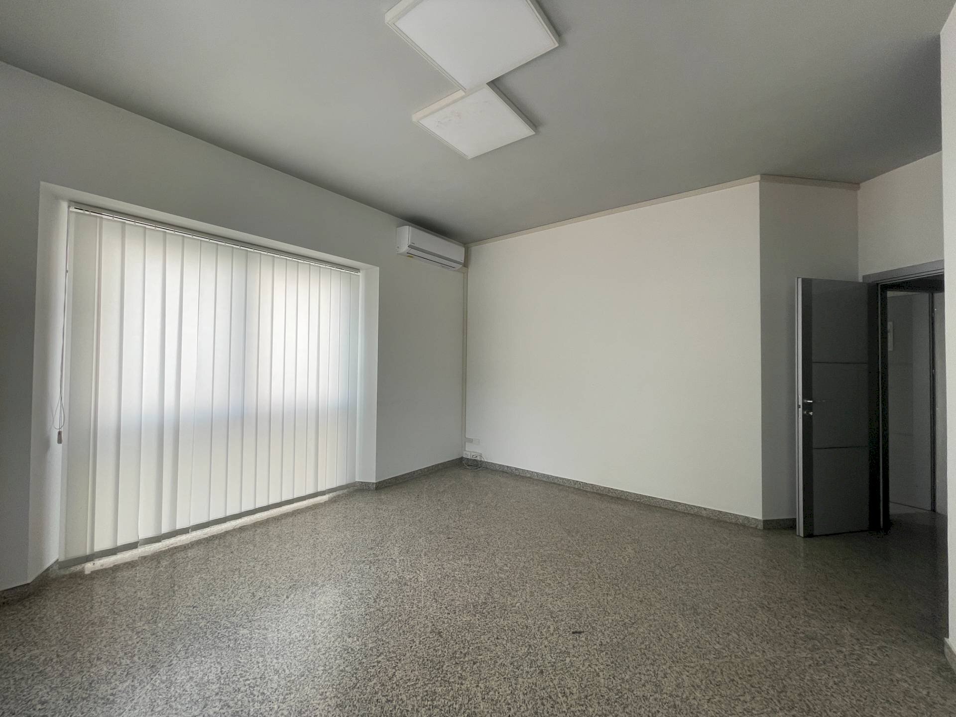 Foto 3 - Ufficio Via Gabriele d'Annunzio
162, Pescara - foto 3