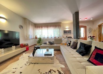 Foto 18 - Villa Via Leonardo Petruzzi
 
33, Città Sant'Angelo - foto 18