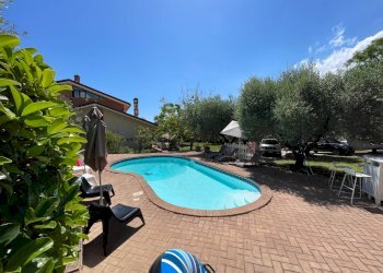 Foto 49 - Villa Via Leonardo Petruzzi
 
33, Città Sant'Angelo - foto 49