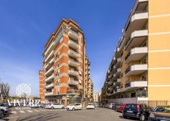 Foto 1 - Commercial Premises Via Carlo Caneva, Roma - photo 1