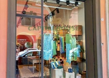 Foto 1 - Commercial Premises Via San Felice, Bologna - photo 1