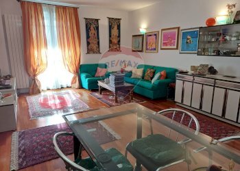 Sala da pranzo - Four-room apartment piazza Albini
 
8, Robbiate - photo 2