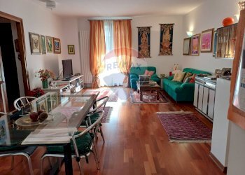 Sala da pranzo - Four-room apartment piazza Albini
 
8, Robbiate - photo 9