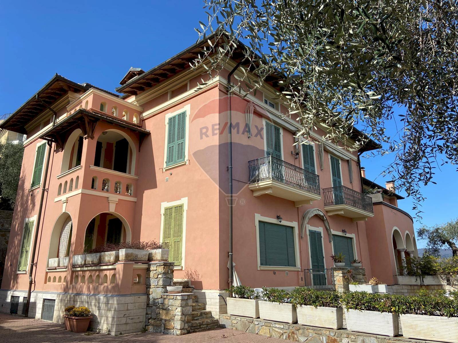 Casa all\'aperto - Casa semi indipendente Via Aurelia Ovest
 
2, Diano Marina - foto 1