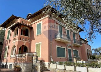 Casa all\'aperto - Casa semi indipendente Via Aurelia Ovest
 
2, Diano Marina - foto 1