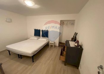 Camera / camera da letto - Casa semi indipendente Via Aurelia Ovest
 
2, Diano Marina - foto 23