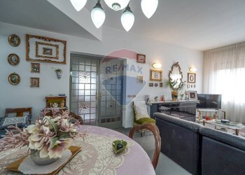 Sala da pranzo - Four-room apartment via San Francesco
 
35, Robbiate - photo 4