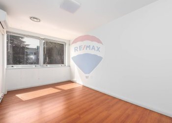 Stanza vuota - Office Via Faustiniana
 
8, Roma - photo 7