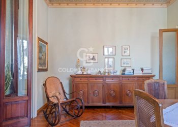 Foto 9 - Villa Via Volta
 
3, Stresa - foto 9