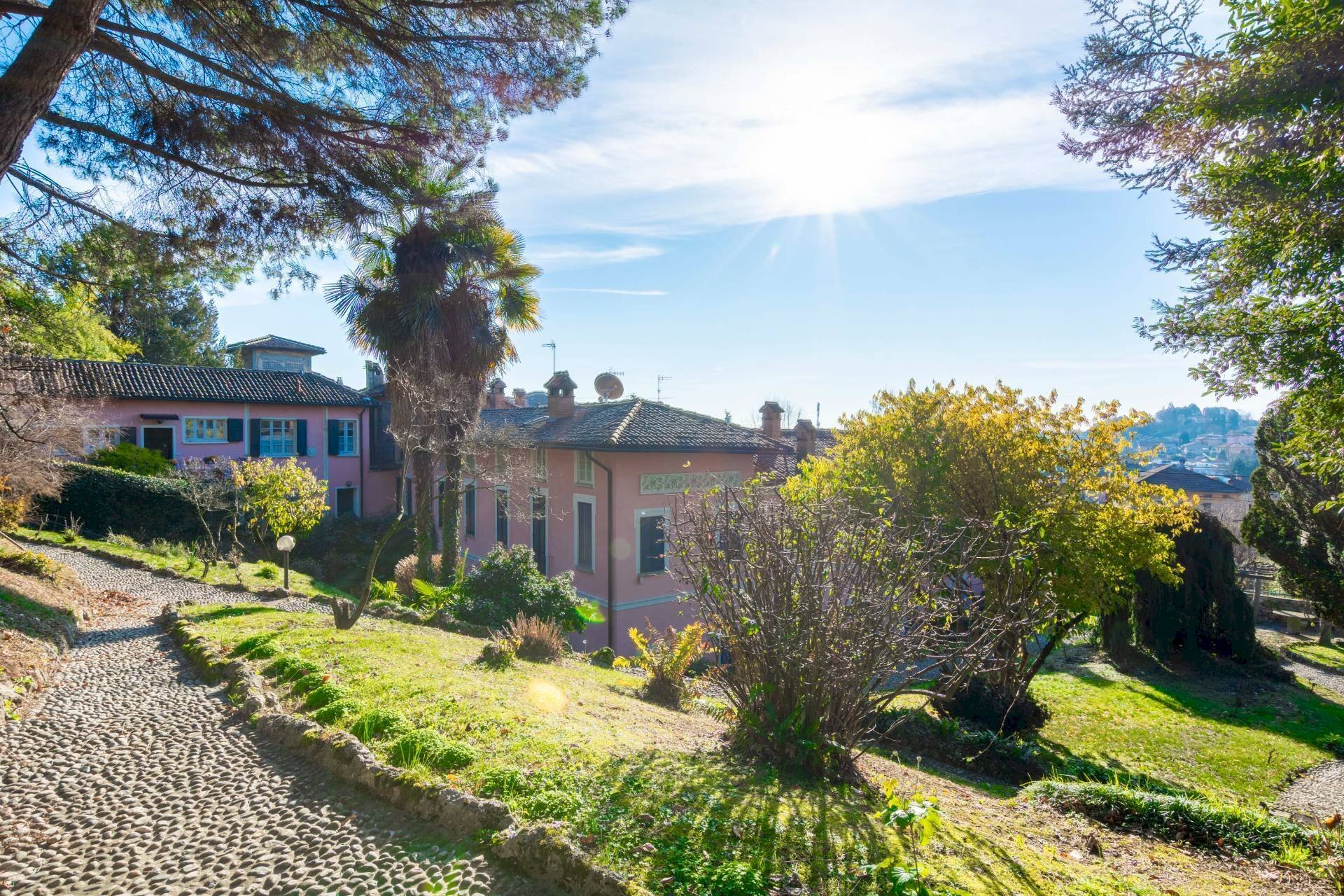 Foto 1 - Villa Via Luigi Cadorna
 
6, Albese con Cassano - foto 1