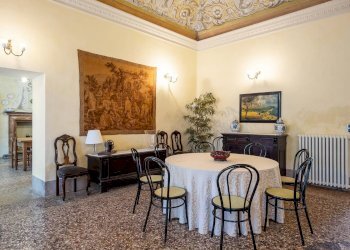 Foto 14 - Villa via Mazzini
 
10, Castello Cabiaglio - foto 14